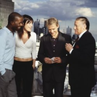 Les Arnaqueurs VIP Saison 1 en streaming français Les Arnaqueurs VIP Saison 1 en streaming français